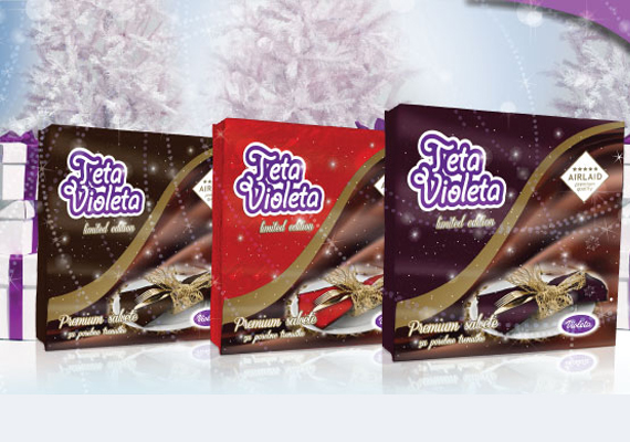 Teta Violeta Christmas Edition napkin packaging design.